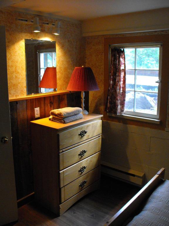 Lake Trail Guesthouse Cumberland Room photo